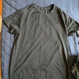 Rhône versatility workout shirt, L